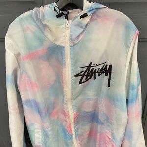 Stussy Windbreaker (Fits like a women’s small/medium)